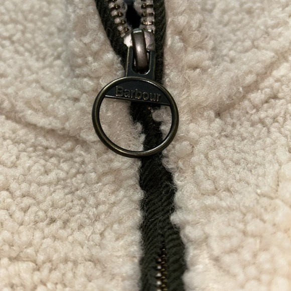 Barbour       popover fleece size 8 cream‎ color olive green accents - Picture 7 of 11